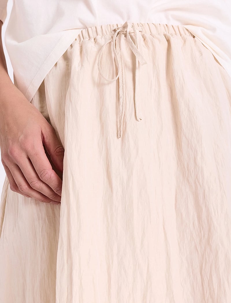 FREE/QUENT - FQESDOLLY-SKIRT - midi-röcke - moonbeam - 4