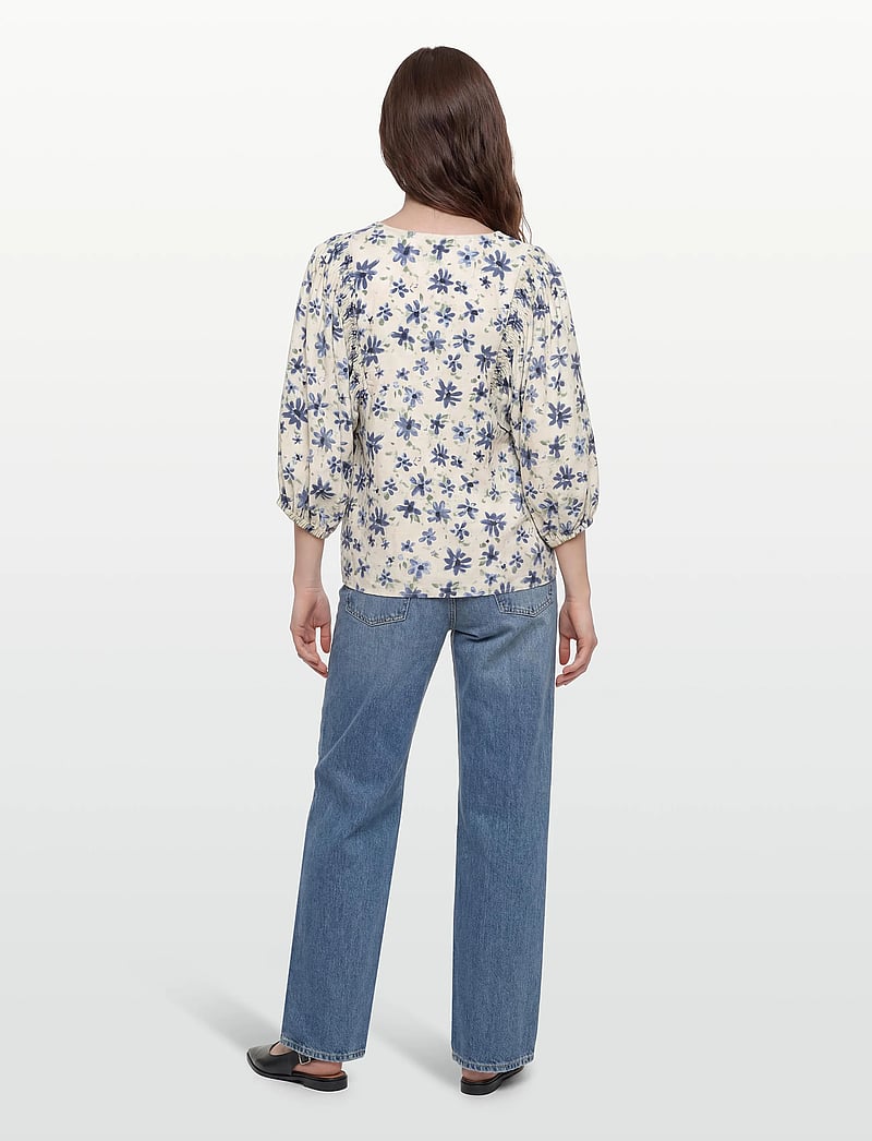 FREE/QUENT - FQJOVI-BLOUSE - langärmlige blusen - moonbeam w. vintage indigo - 4