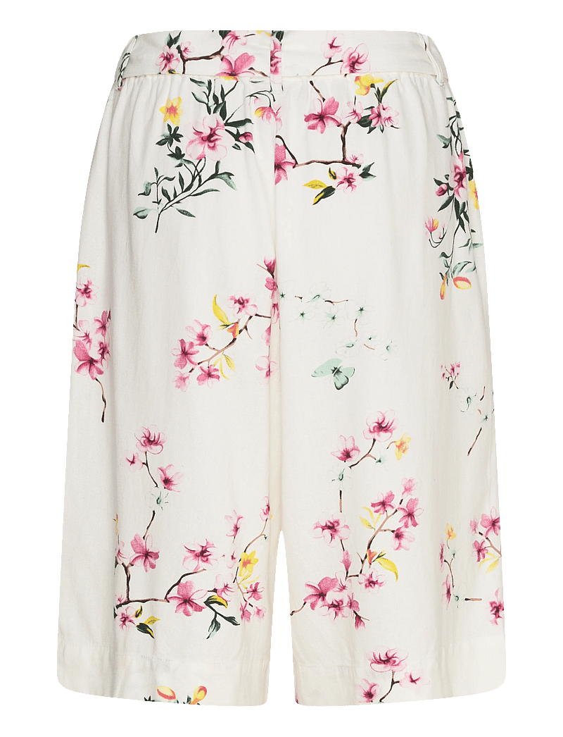 FREE/QUENT - FQLAVISCO-BERMUDA - hørshorts - star off-white w. ballerina - 2