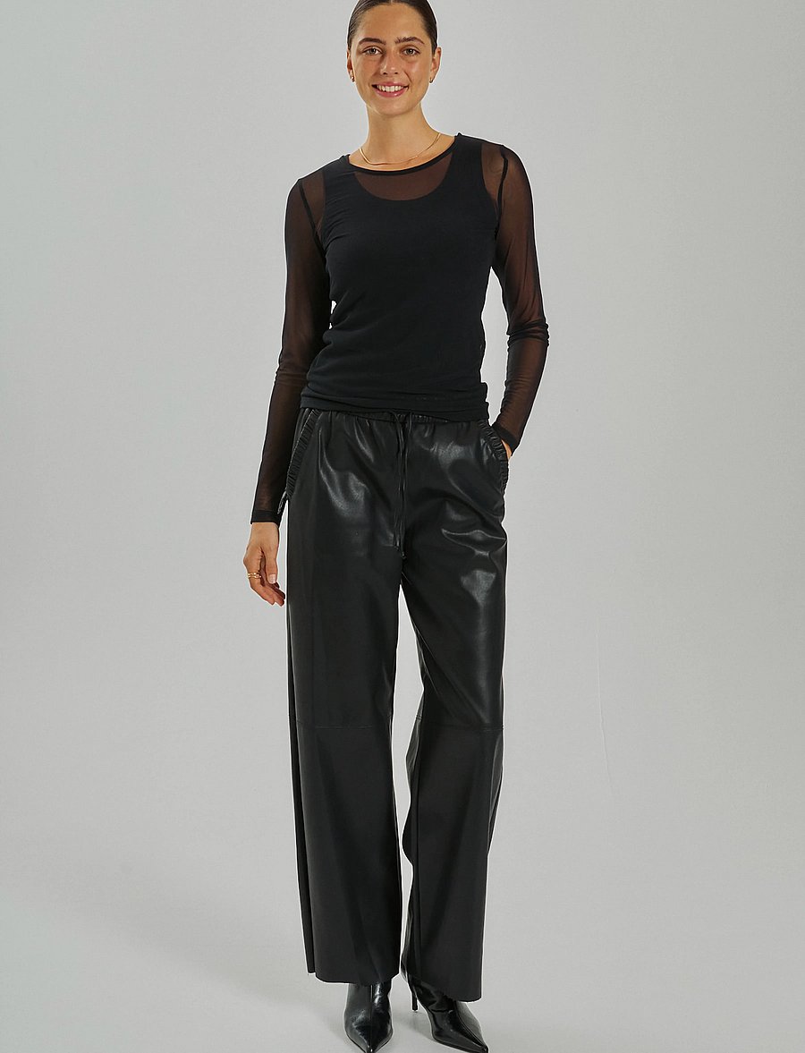 FREE/QUENT - FQVEGGY-PANTS - nahkpüksid - black - 0