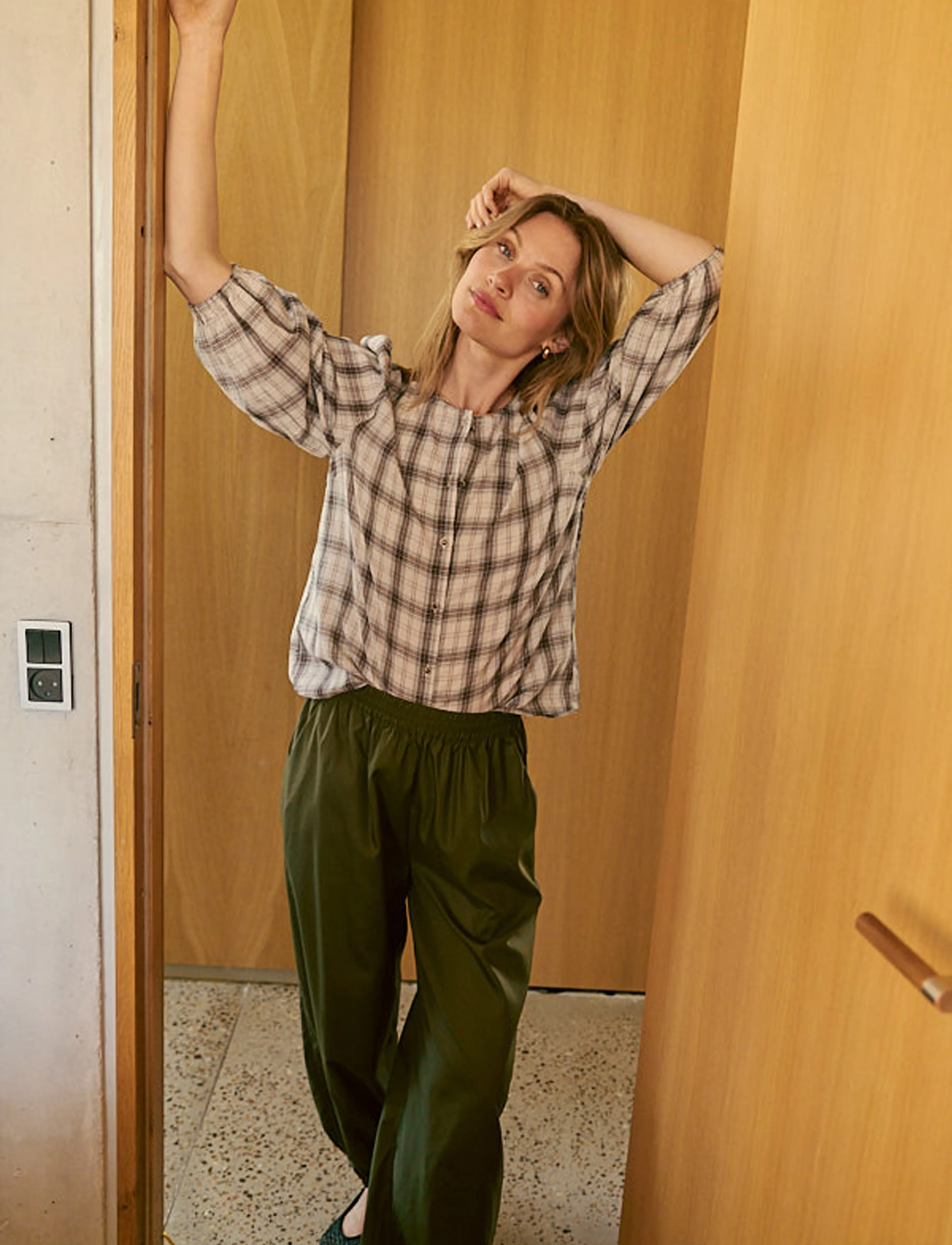 FREE/QUENT - FQBREEZE-PANTS - hosen mit geradem bein - olive night - 3
