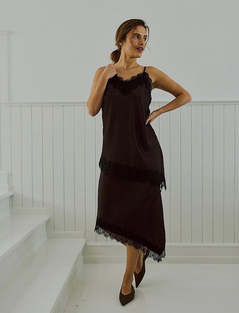 FREE/QUENT - FQDOVA-SKIRT - midi nederdele - coffee bean w. black - 0