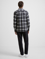 French Connection - CHECKED FLANNEL - checkered shirts - black - 4