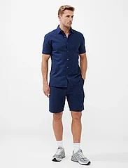 French Connection - SS SEERSUCKER CHECK SHIRT - short-sleeved shirts - navy - 2