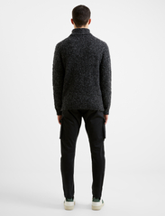 French Connection - TWISTED BOUCLE ROLL - knitted round necks - charcoal - 4