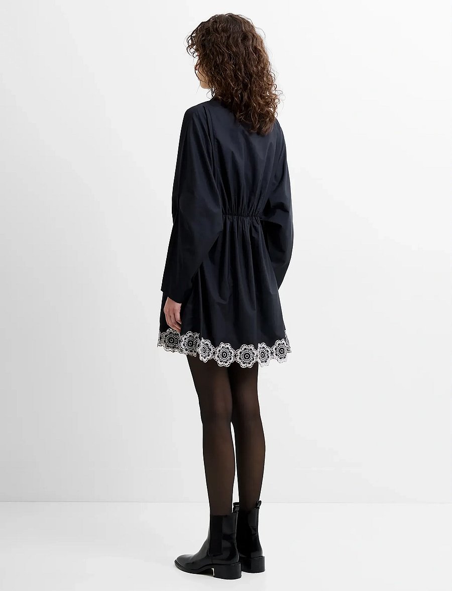 French Connection - ERA POPLIN BROIDERIE MINI DRES - minikleidid - black/porcelain crea - 4