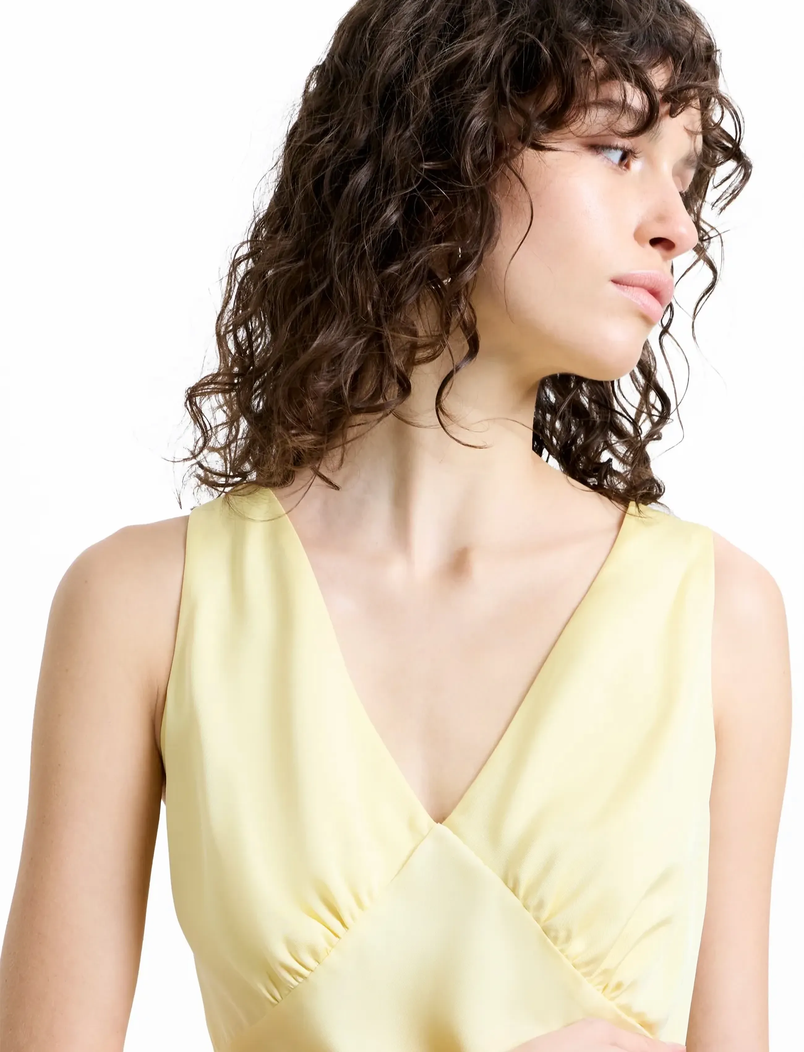French Connection - BERNICE SATIN TWILL SLIP DRESS - hlýrakjólar - mellow yellow - 5
