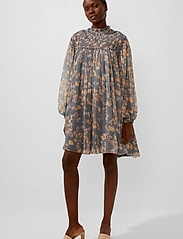 French Connection - DIANA REC CRINKLE LONG SLV DRS - korte kjoler - warm graphite multi - 2