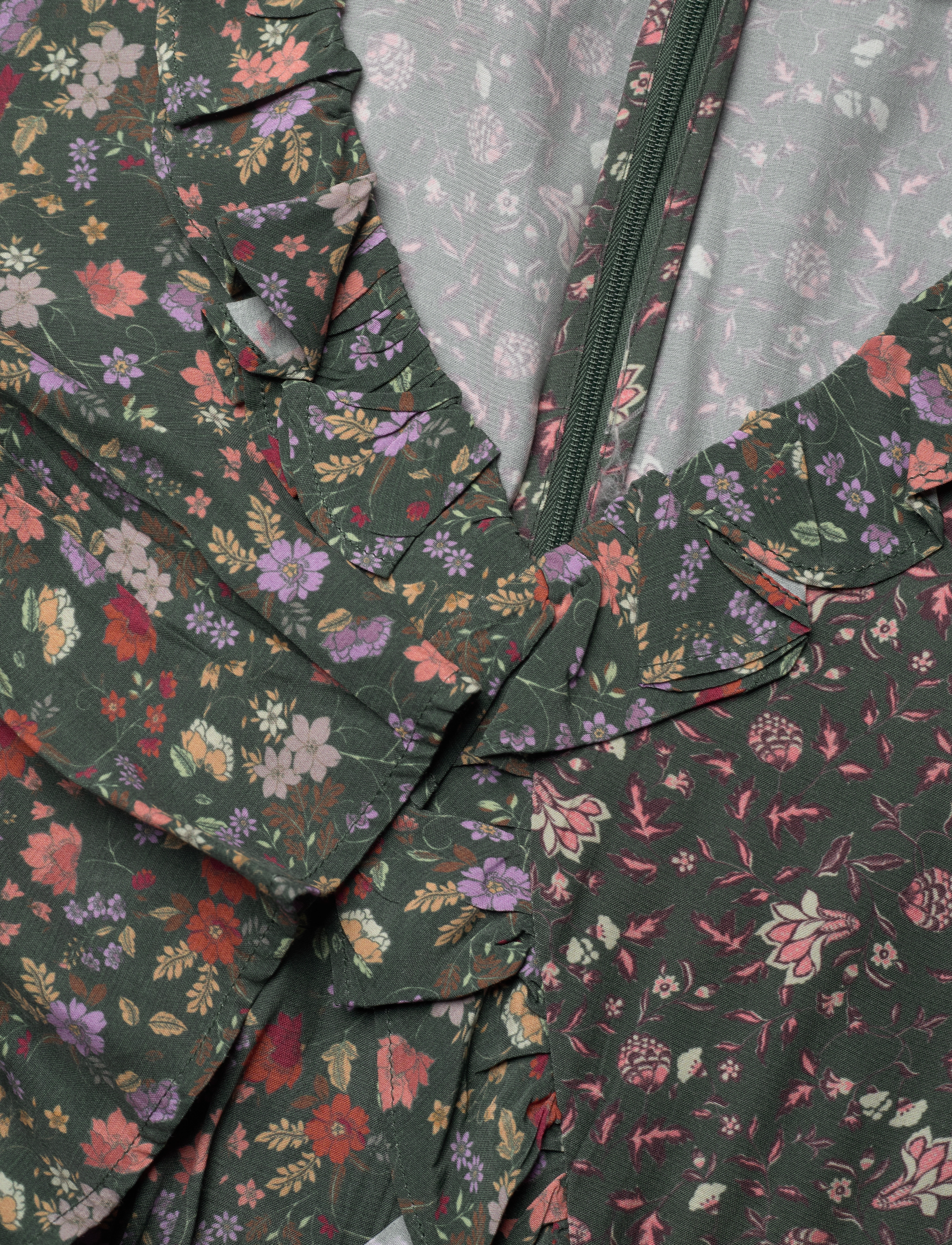 French Connection - ANNIFRIDA DELPHINE WRAP DRESS - slå-om-kjoler - cilantro ditsy - 4
