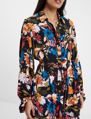 French Connection - BROOK DELPHINE SHIRT DRESS - marškinių tipo suknelės - blackout - 6