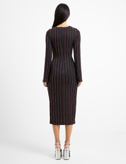 French Connection - PAULA KEYHOLE DRESS - ballīšu apģērbs par outlet cenām - blackout multi - 5