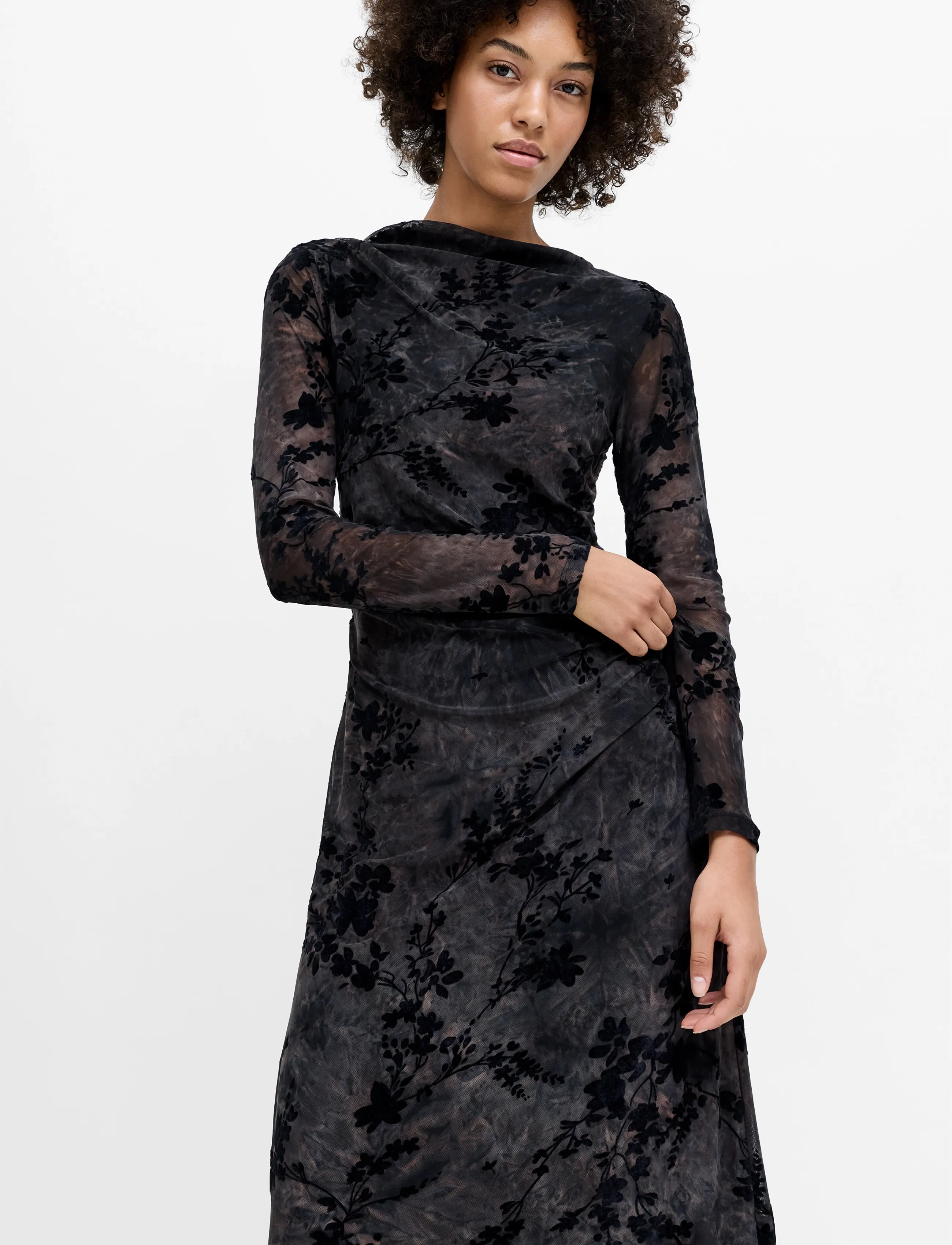 French Connection - KENNY MESH VELVET BURNOUT MIDI DRESS - midi kjoler - black/brown - 2