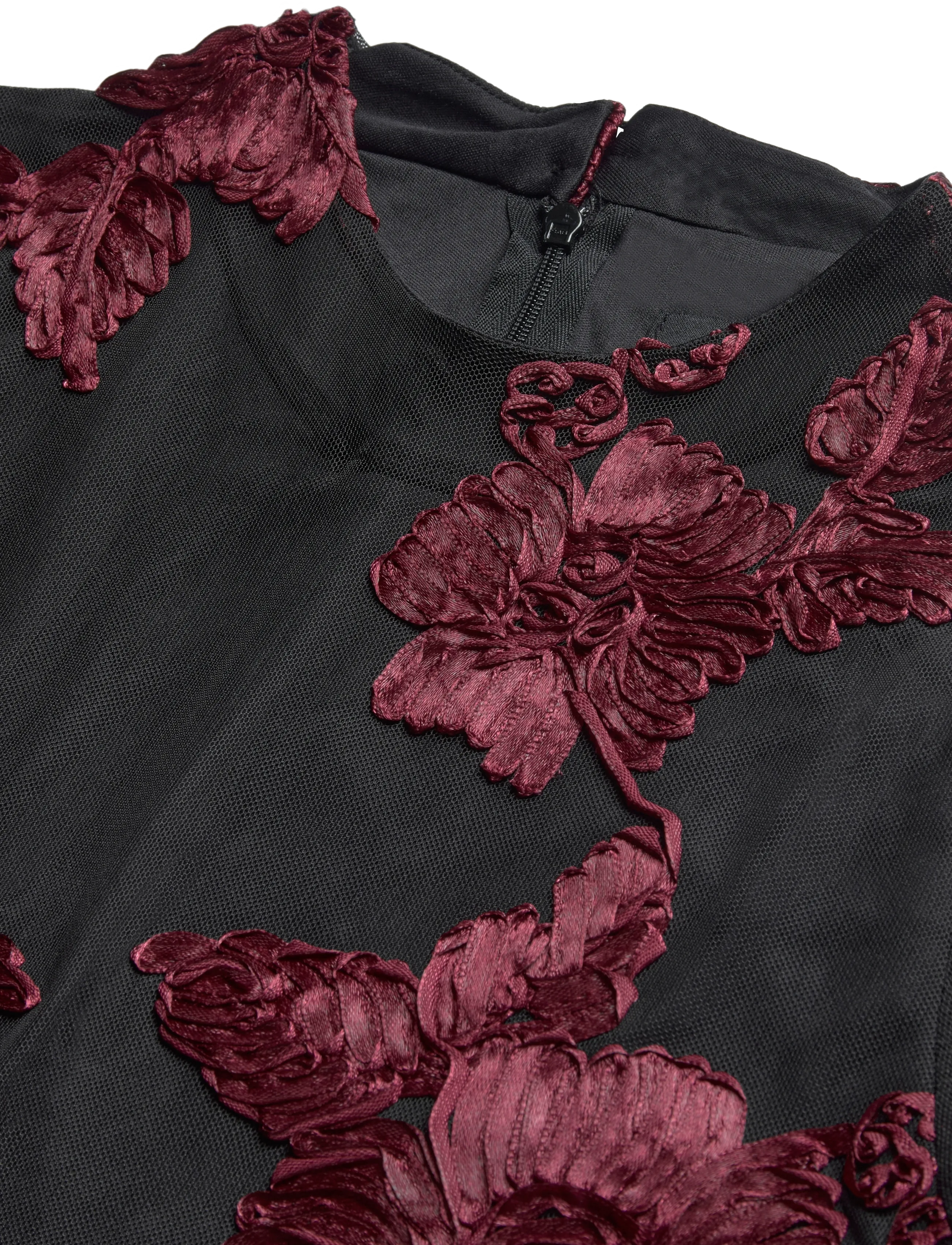 French Connection - LAILTHA RIBBON APPLIQUE MINI DRESS - festmode zu outlet-preisen - black/winterberry pink - 4