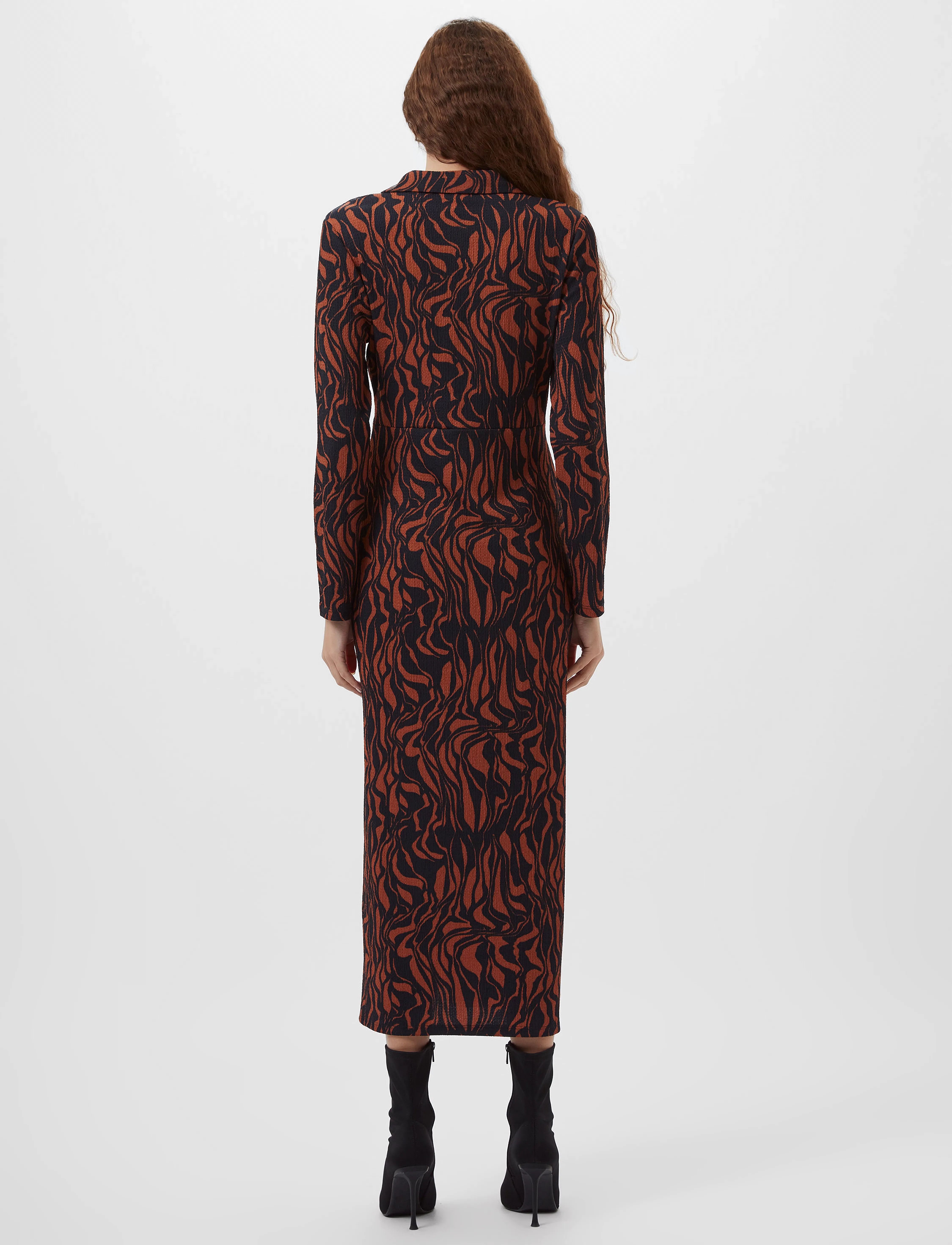 French Connection - ZARIA TEXTURED MIDI DRESS - robes midi - black/brown - 4