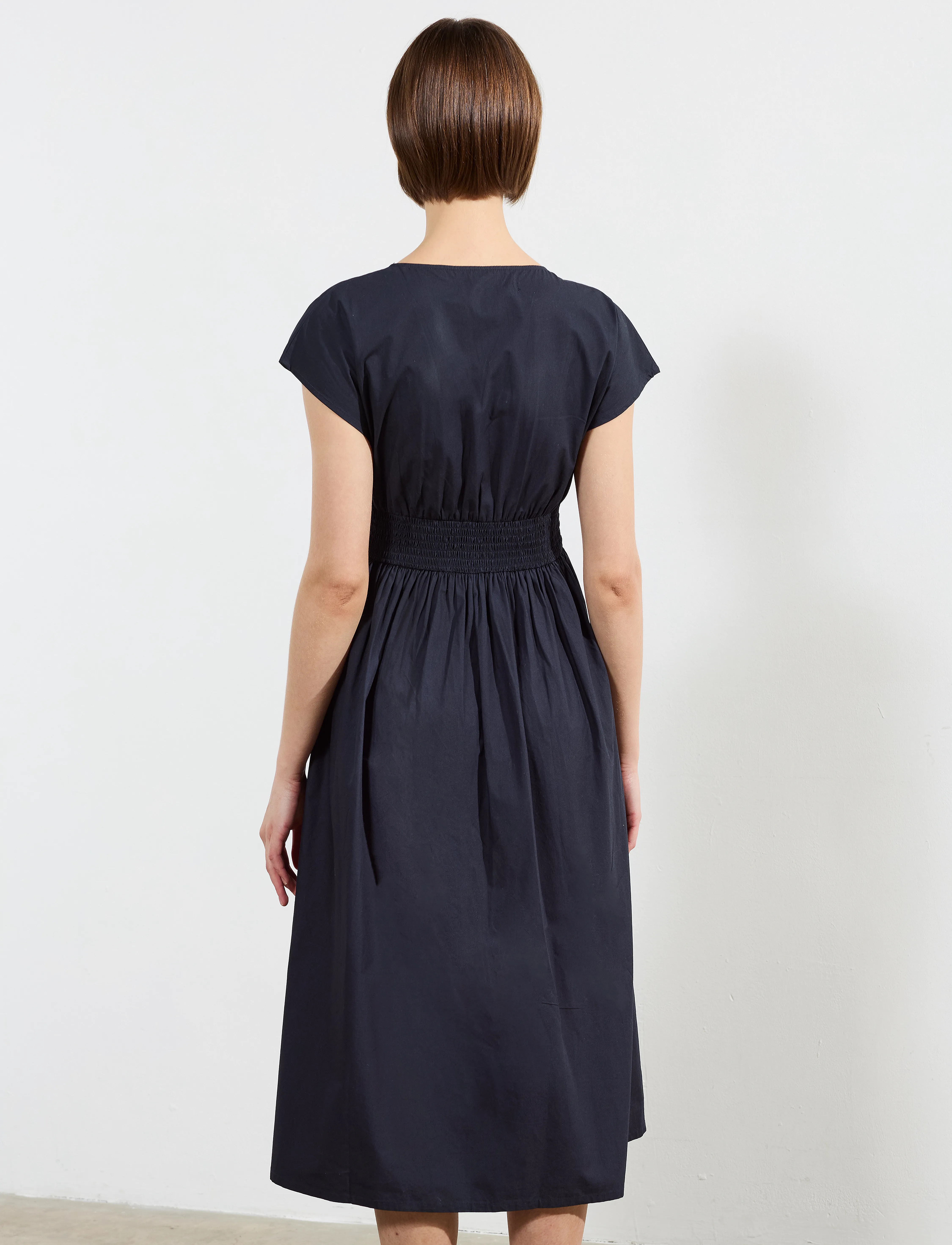 French Connection - BARLETTA POPLIN TIE MIDI DRESS - sommerkleider - navy - 4