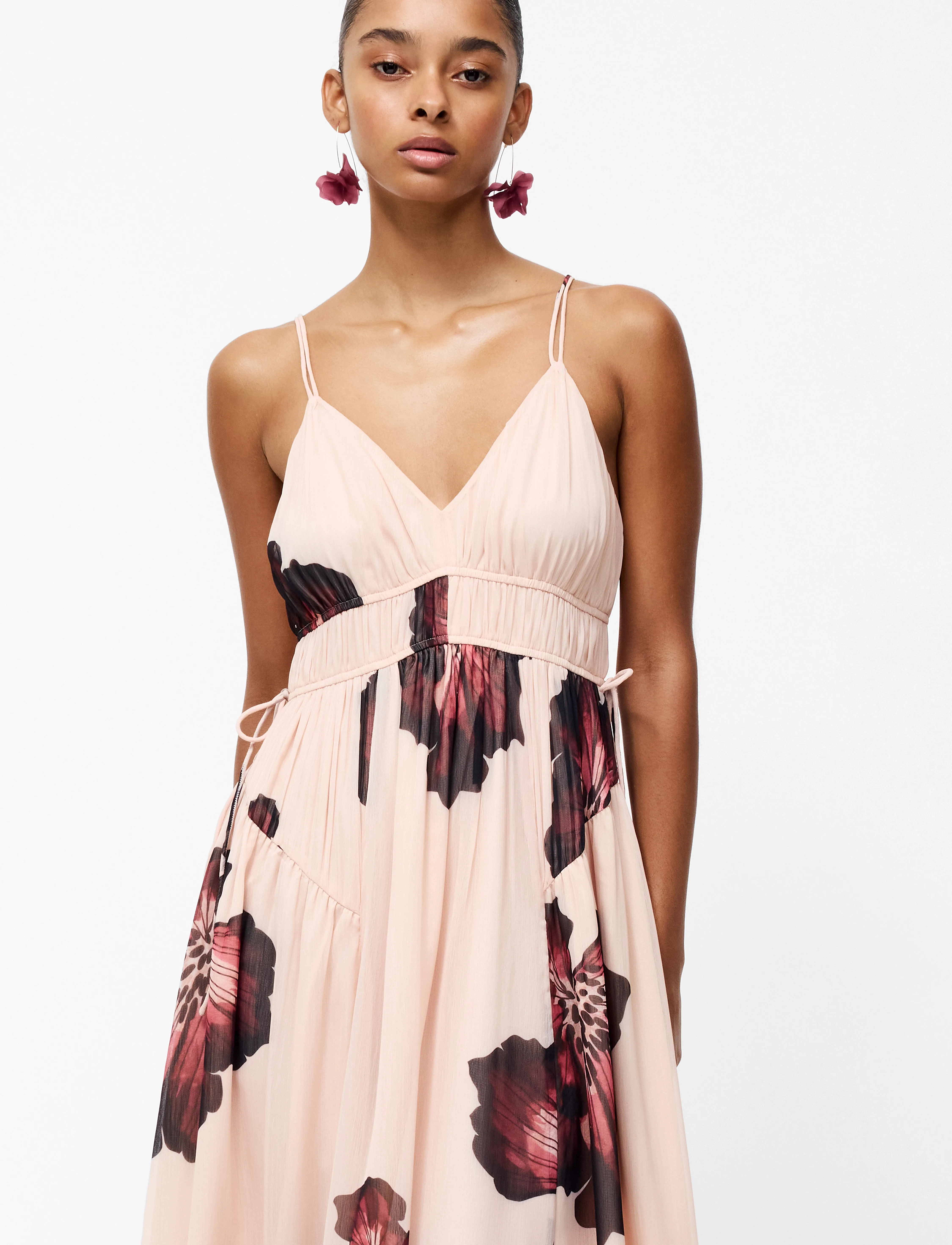 French Connection - ELYSE HALLIE CRINKLE MIDI DRES - blush pink floral - 3