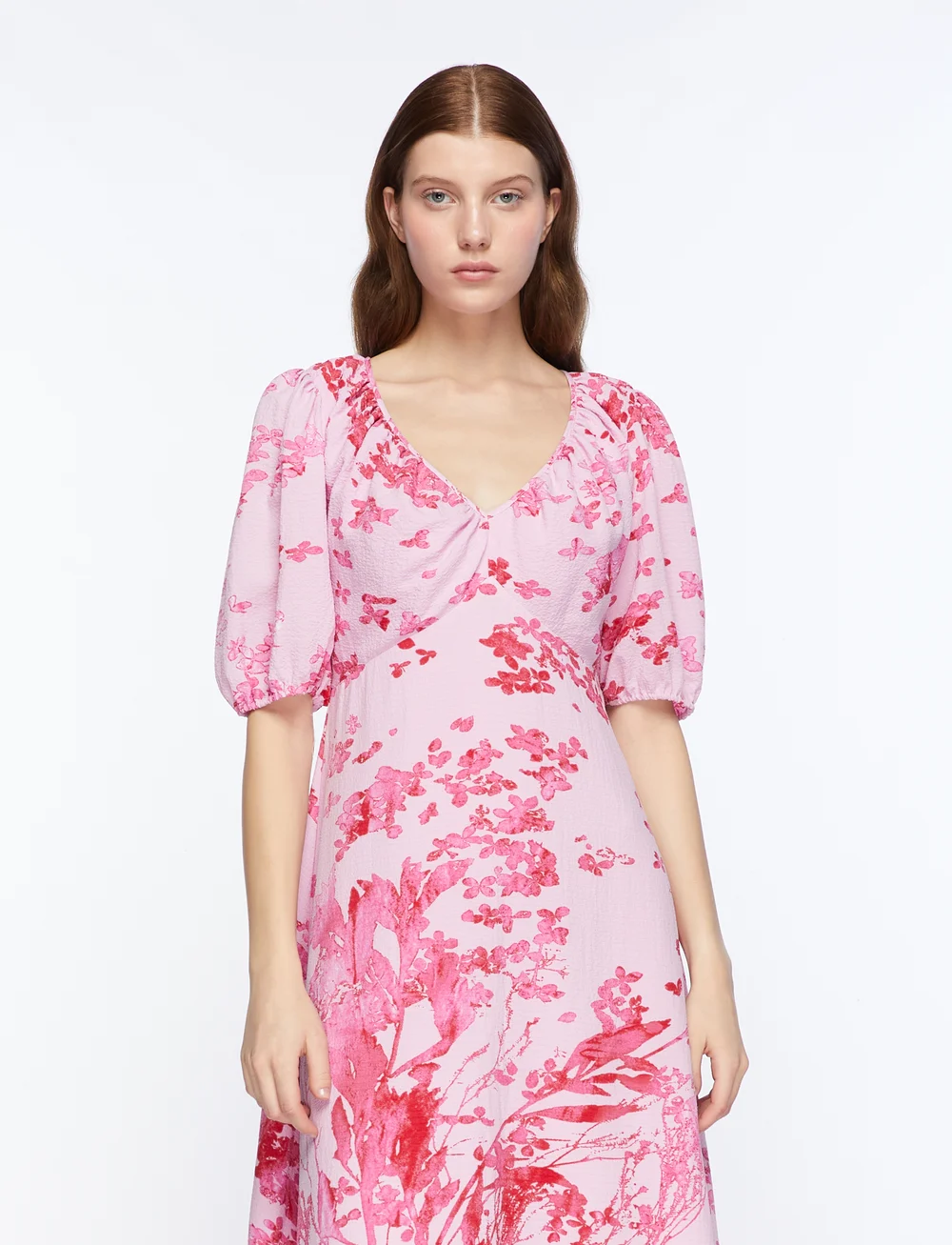 French Connection - ISLA ODETTE TWIST NECK TEA DRS - midiklänningar - violet pink multi - 0