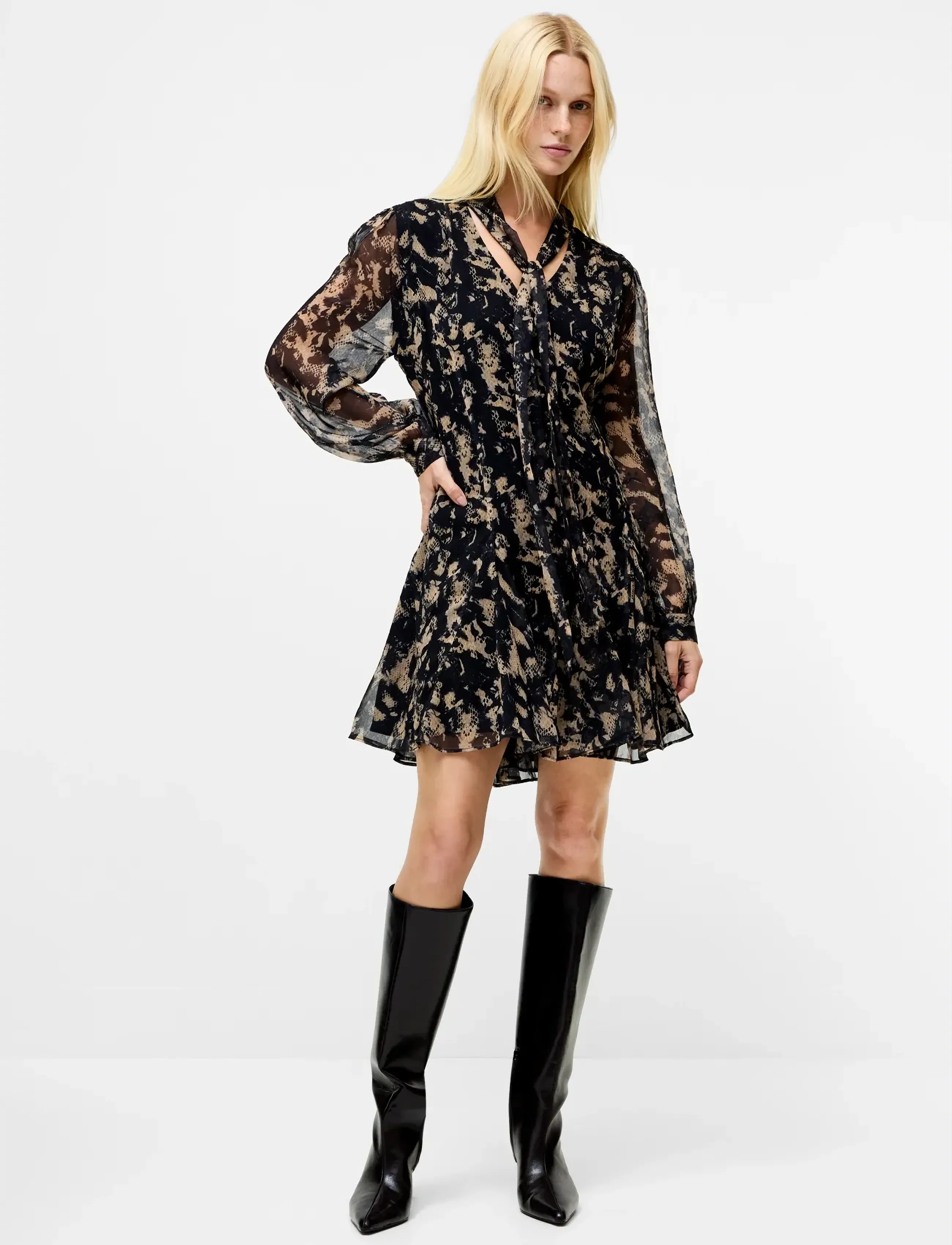 French Connection HALLIE CRINKLE CHIFFON DRESS - Alles anzeigen - YELLOW MULTI / black