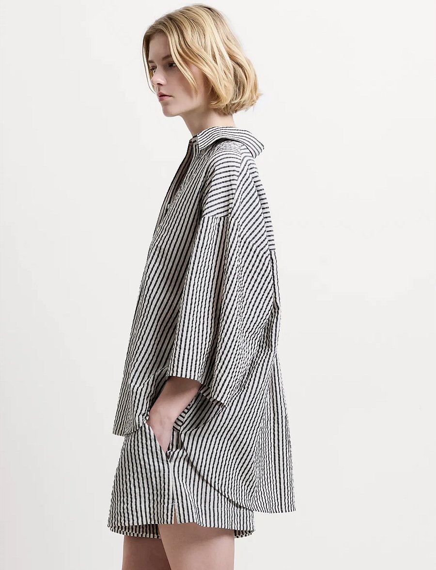 French Connection - LIA SEERSUCKER STRIPED SHIRT - kortærmede skjorter - monochrome stripes - 4