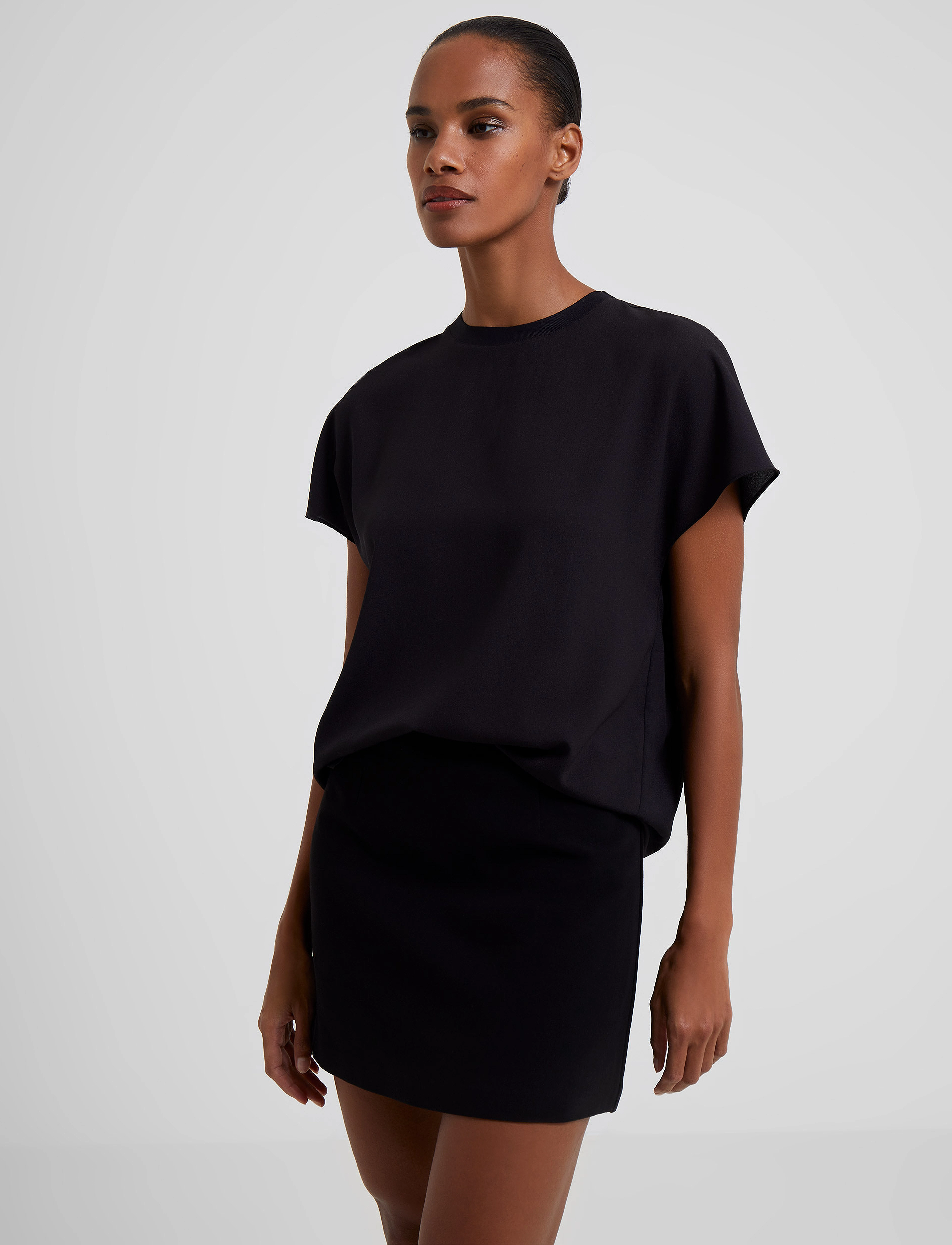 French Connection Crepe Light Crew Neck Top, Kvinder, Rundhals T-shirt, Sort, Str: XS