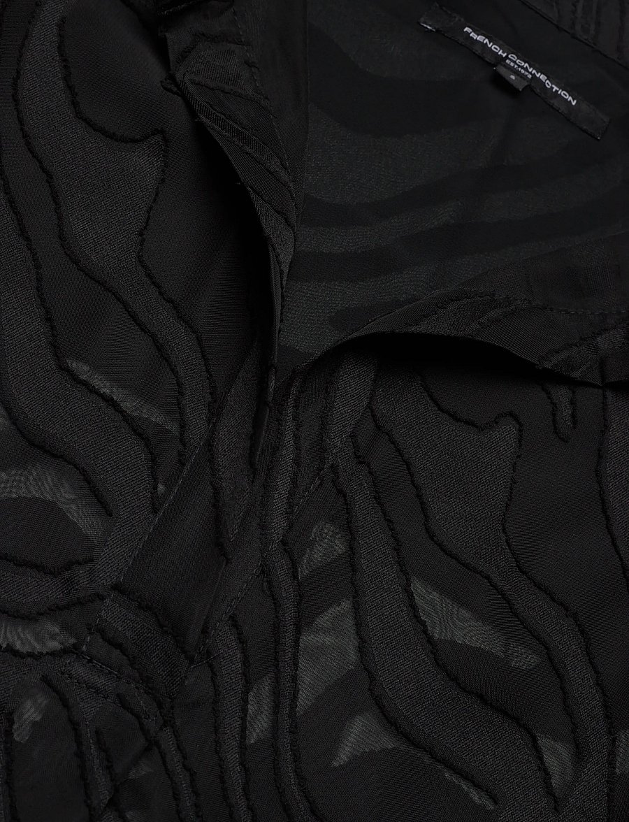 French Connection - ZEBRA DEVORE POPOVER - langærmede skjorter - black - 5