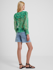 French Connection - CAMILLE HALLIE CRINKLE LS TOP - long-sleeved blouses - poise green - 3