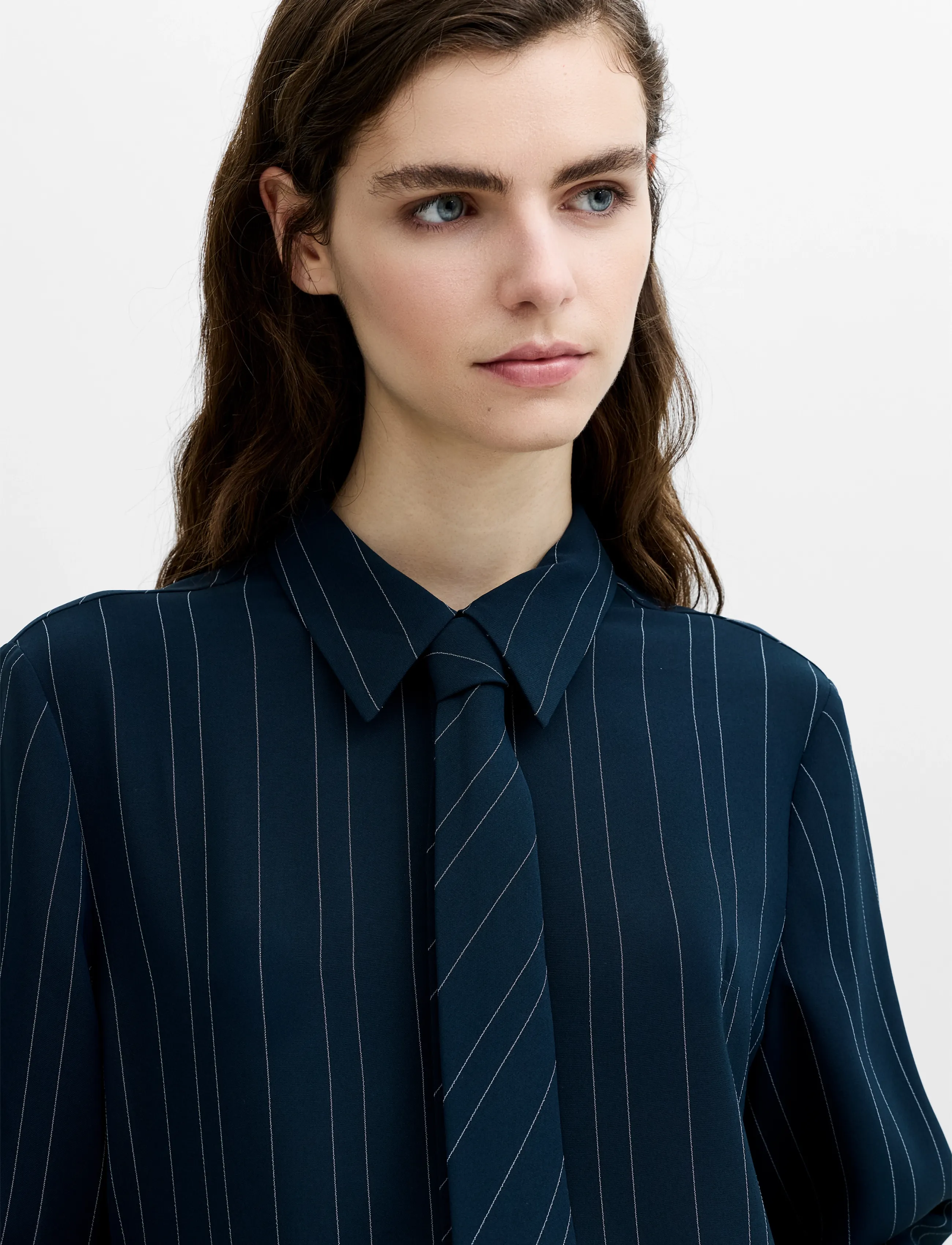French Connection - ERMA PIN STRIPE TIE T SHIRT - langärmlige hemden - new nvy/ethe blue - 2