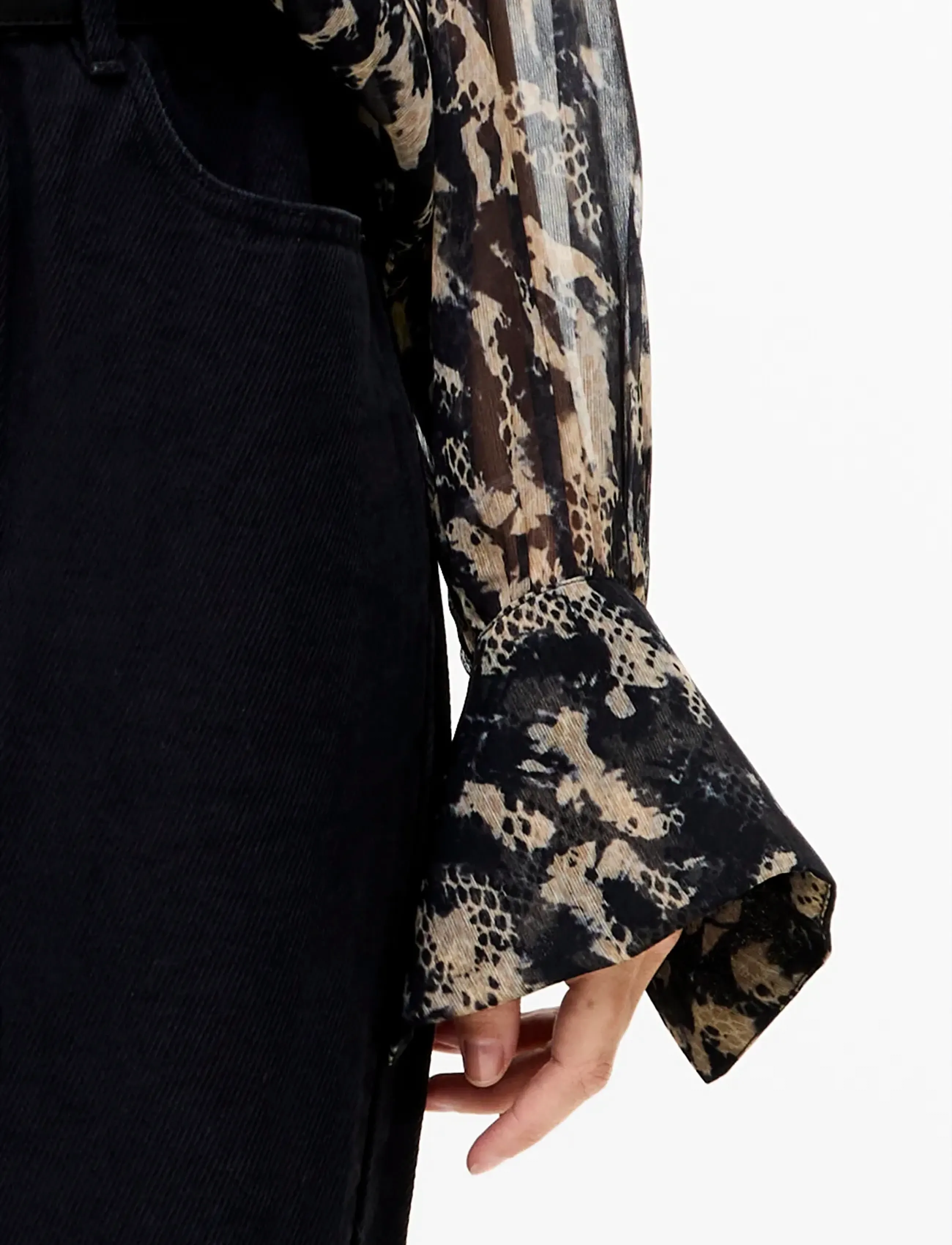 French Connection - AMELIA HALLIE TIE NK BLOUSE - langärmlige blusen - black multi - 5