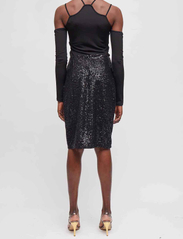 French Connection - ALINDAVA SEQUIN SKIRT - midi kjolar - black - 3
