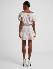 French Connection - FILIPPA COT POPLIN RUF HEM SKR - short skirts - incense - 4