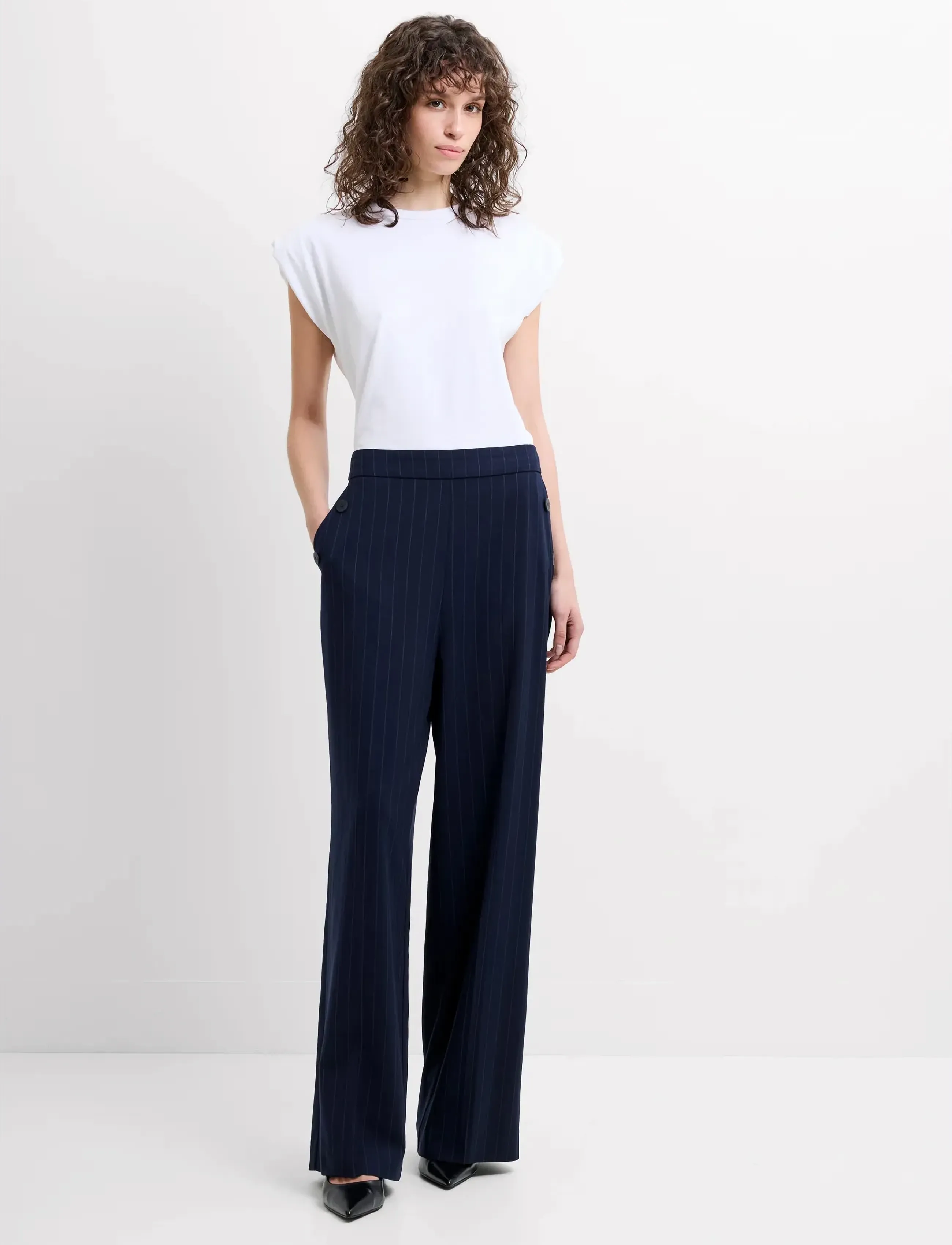 French Connection Alia Pinstripe Button Detail, Kvinder, Nålestribede Matrosbukser, Navy, Str: 38