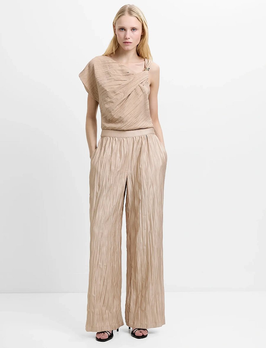 French Connection - NOVIE CRINKLE TROUSER - hosen mit weitem bein - warm neutral - 0