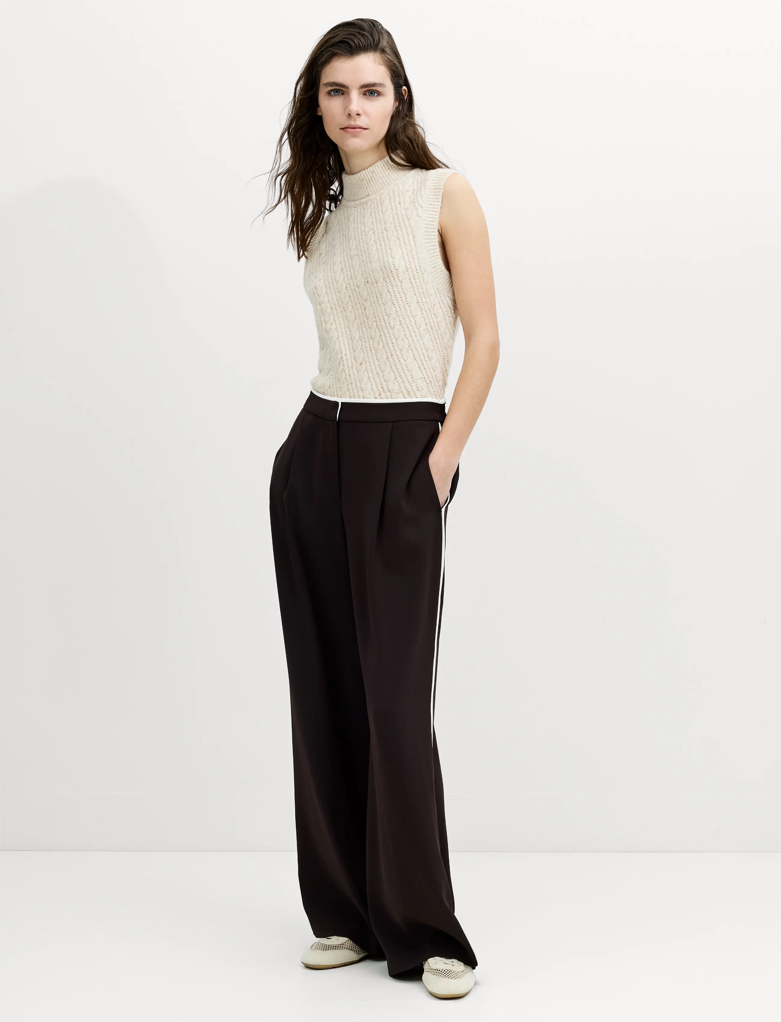 French Connection Vinnie Suting Side Piping Wide Leg Trouser, 42, Trousers, Braun - Leg, Frauen