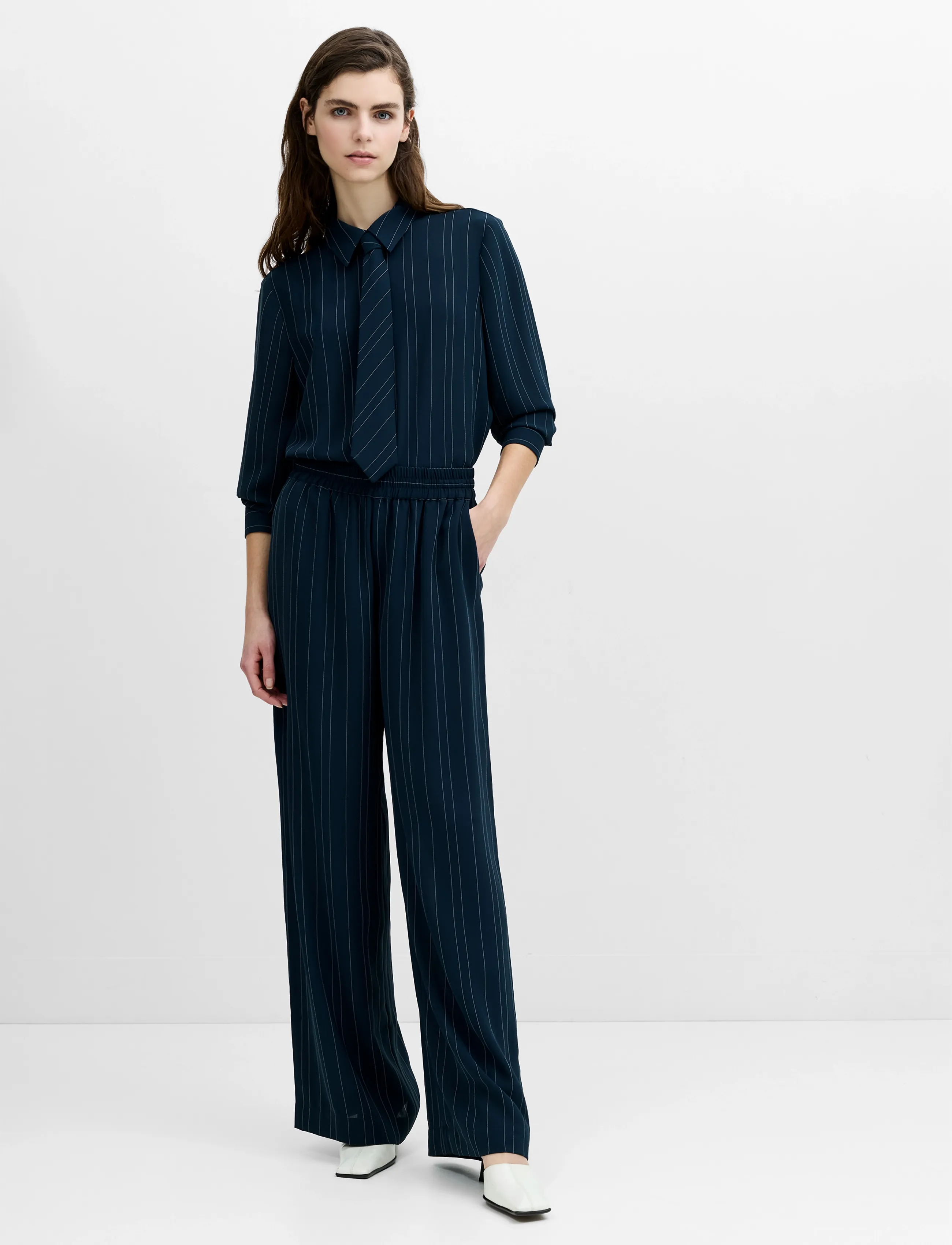French Connection ERMA PINSTRIPE WIDE LEG TROUSER - Sommer in der Stadt - NEW NVY/ETHE BLUE / navy