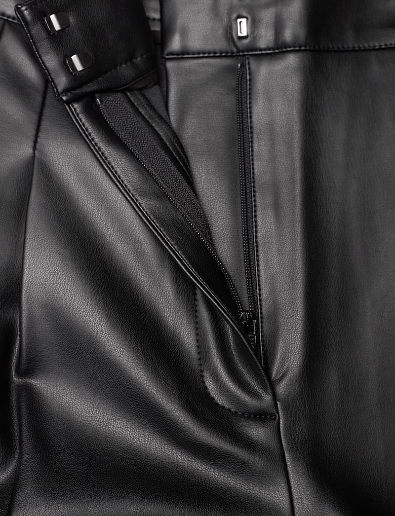 French Connection - CROLENDA PU WIDE LEG TROUSERS - lederhosen - blackout - 3