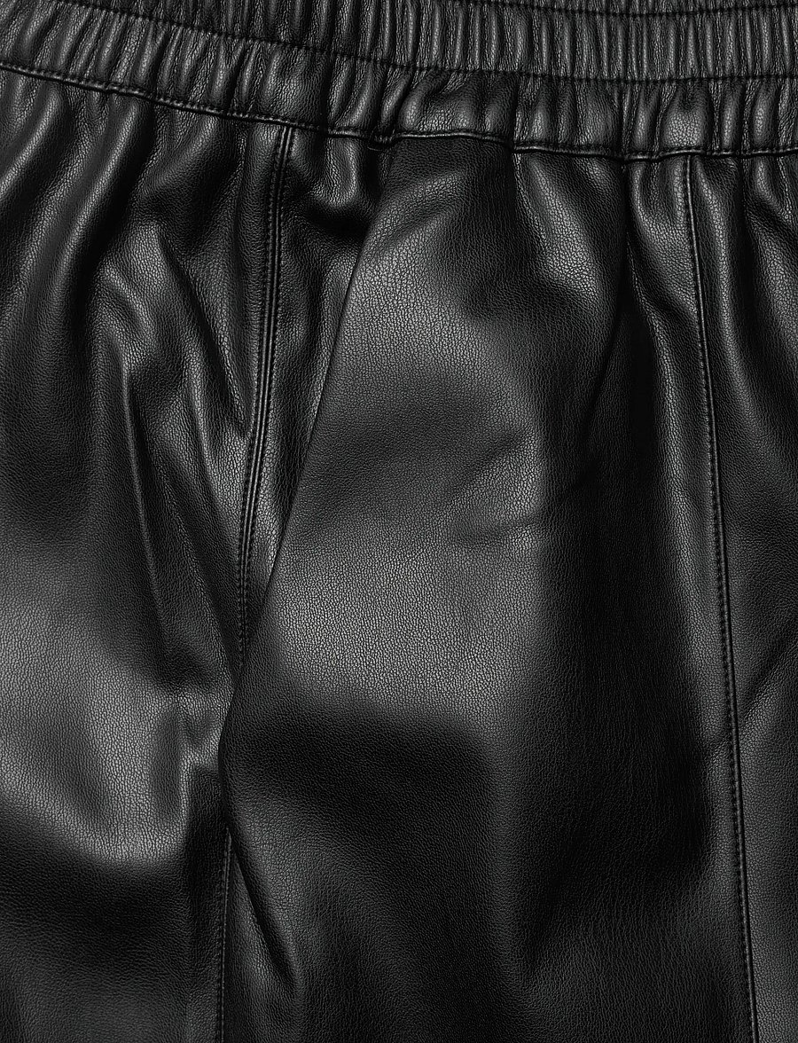 French Connection - TASHER WIDE LEG PU TROUSER - laia säärega püksid - black - 2