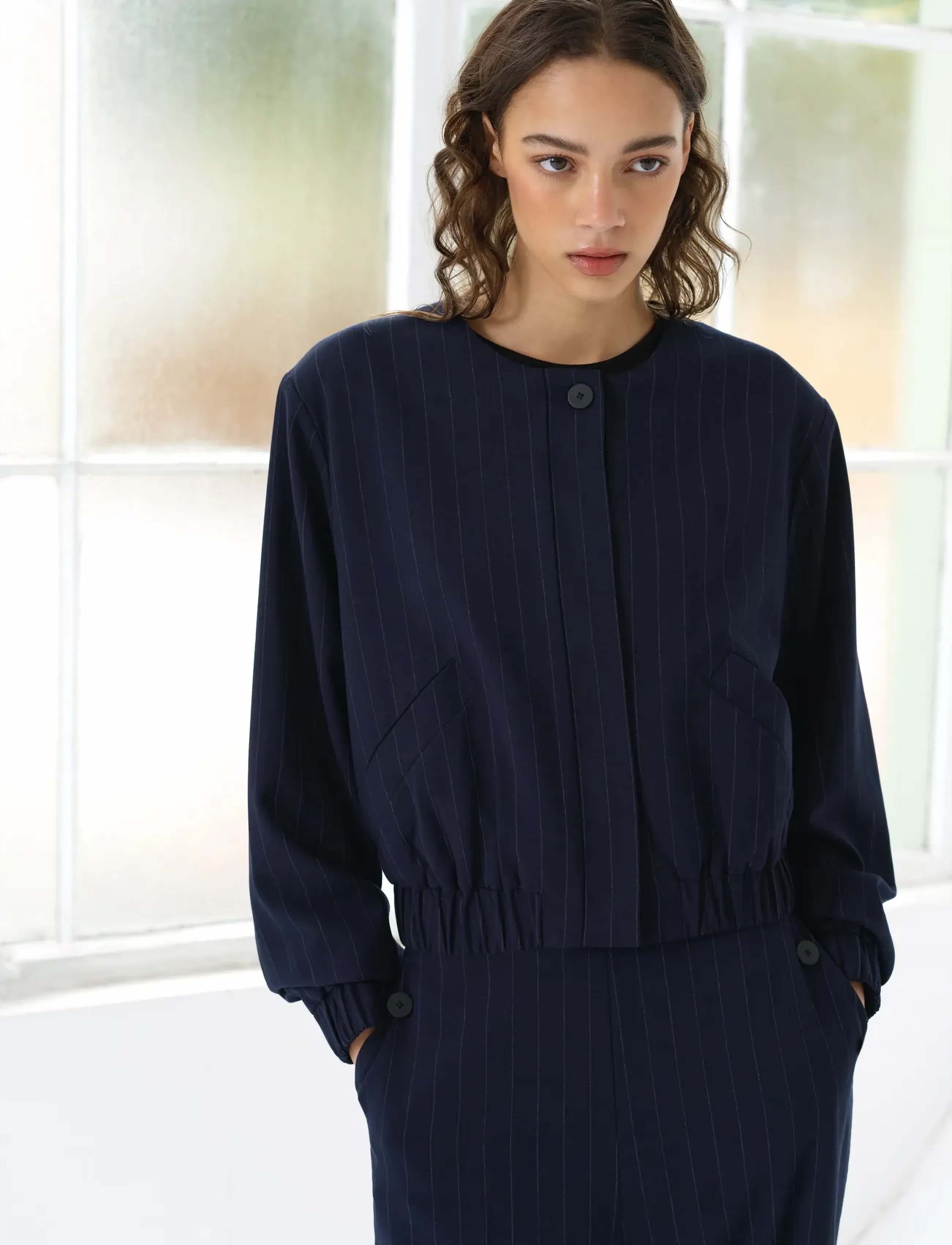 French Connection Alia Pinstripe Bomber Jacket, M, Navy, Jakker > Let Sommerjakke, Dame