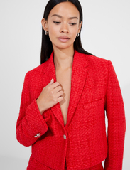 French Connection - AZZURRA TWEED CROPPED BLAZER - juhlamuotia outlet-hintaan - royal scarlet - 4