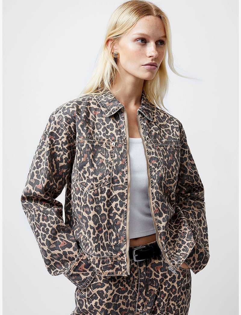 French Connection - CHARLIE PRINTED DENIM JACKET - frühlingsjacken - leopard sand multi - 0