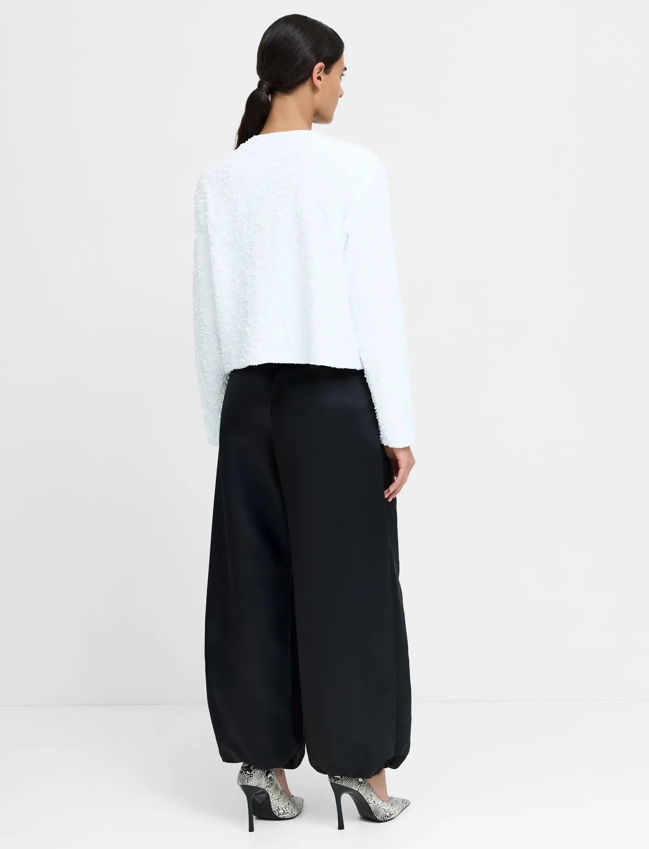 French Connection - MONET SEQUIN BOW TIE KNIT - winter white/blk - 3