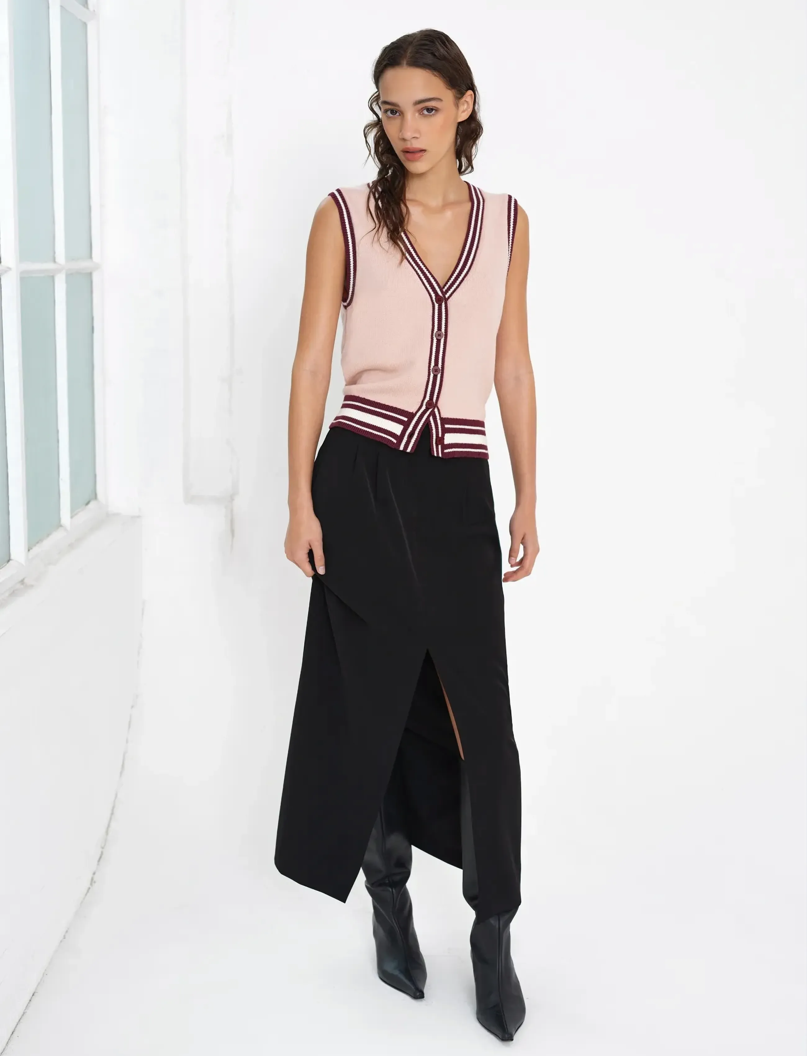 French Connection - JUNIE KNIT BUTTON THROUGH VEST - knitted vests - berry red/powder/por - 2