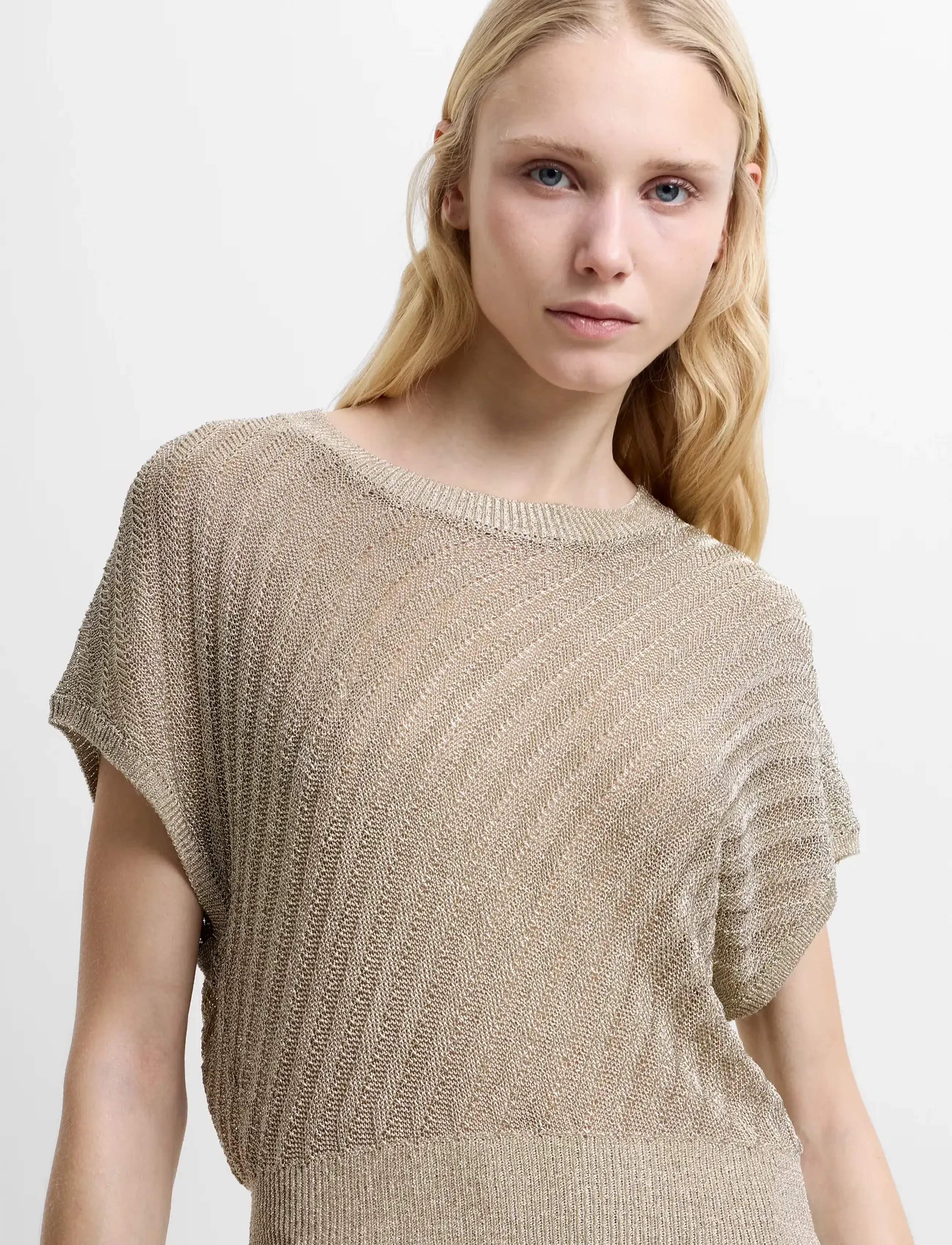 French Connection - JADA METALLIC KNIT TOP - t-shirts - soft gold - 2