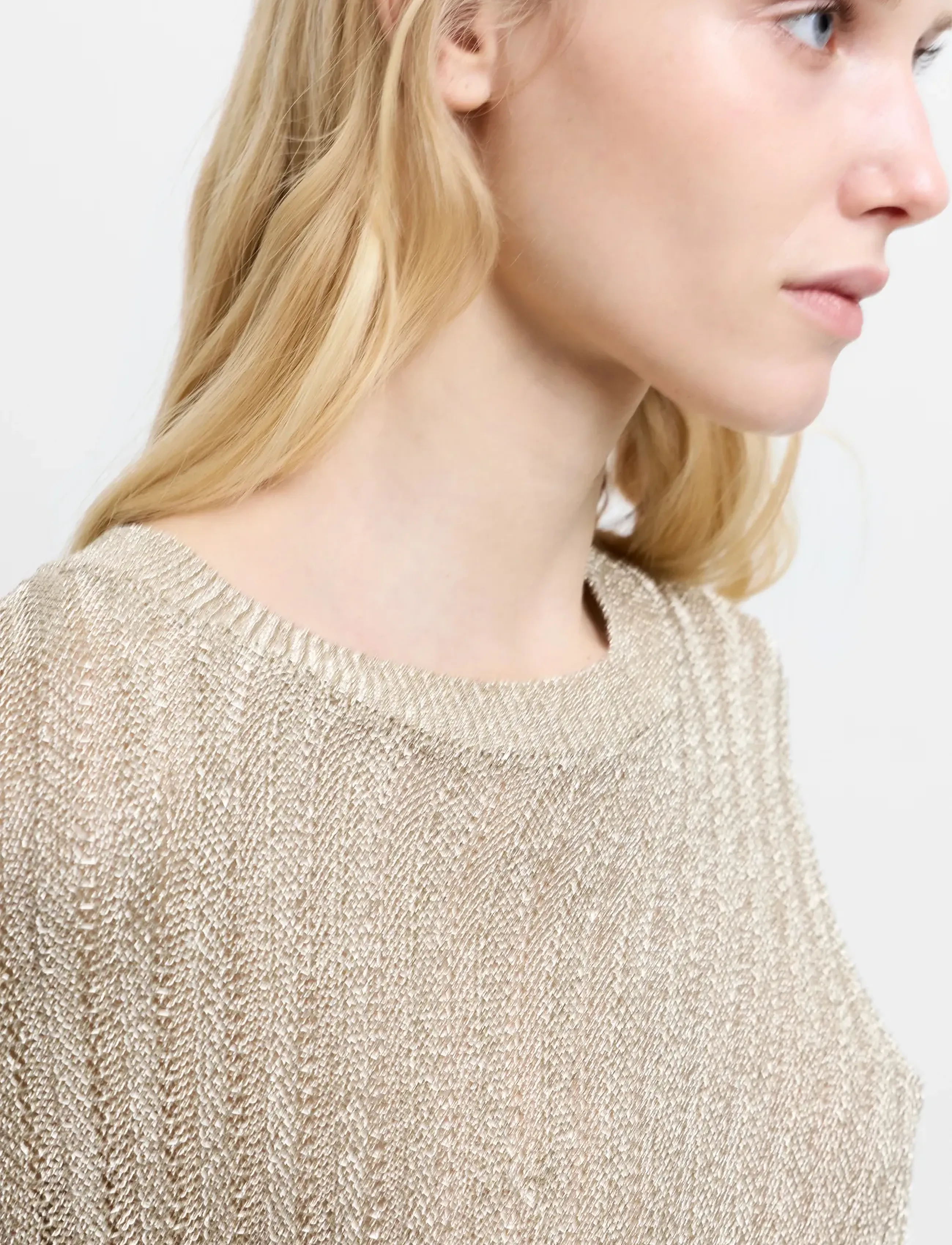 French Connection - JADA METALLIC KNIT TOP - t-shirts - soft gold - 3