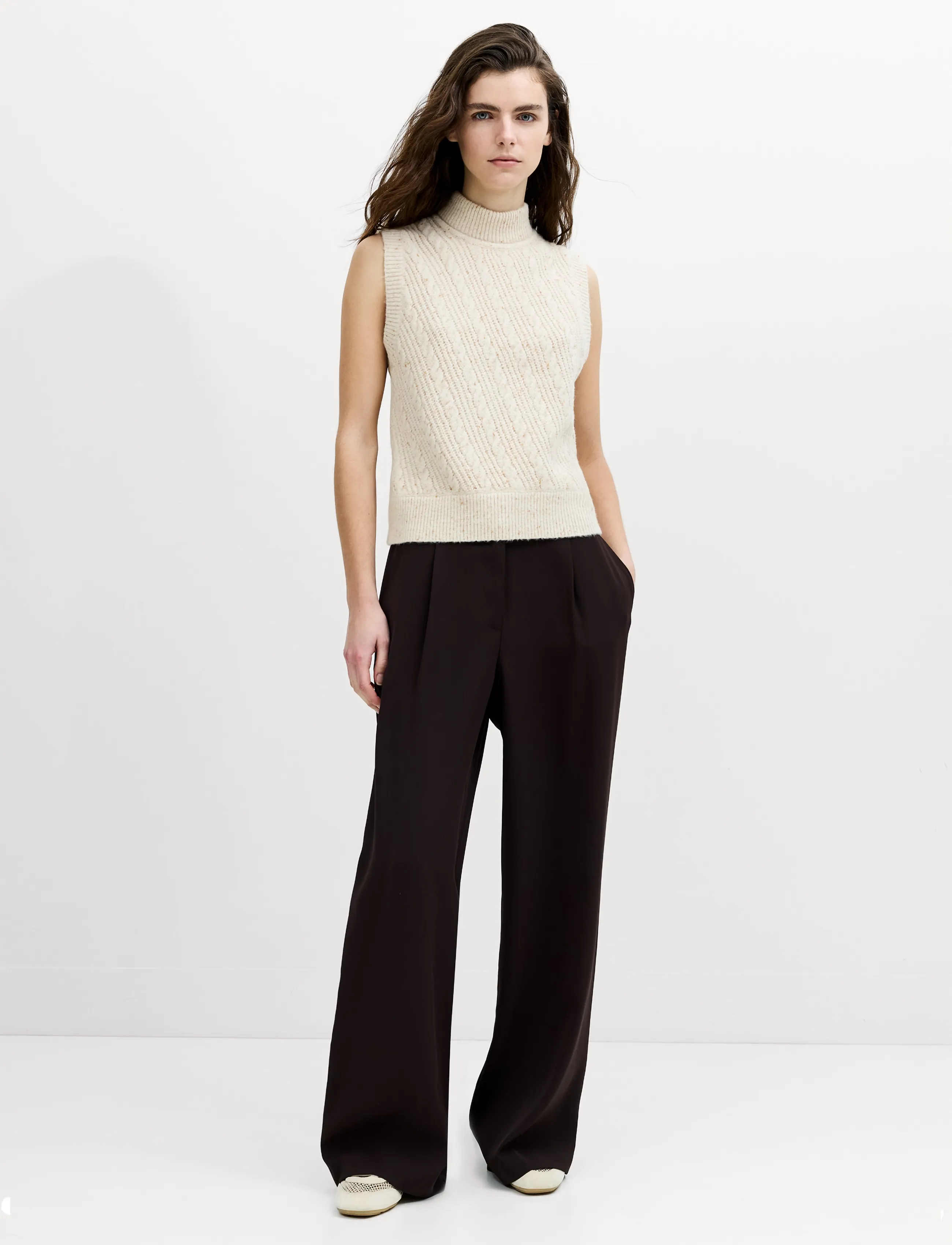 French Connection Charlene Lofty Cable Vest, L, Cream, Veste > Strikkede Veste, Dame
