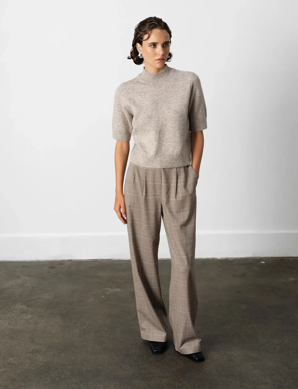 French Connection - KEZIA S/S MOCK NK TOP - stickade tröjor - almond neutral - 0