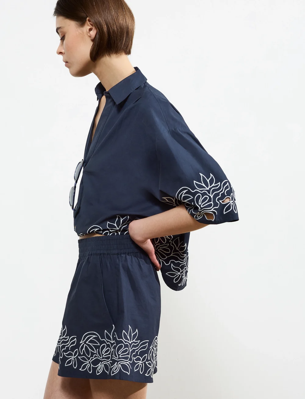 French Connection - ALISSA COTTON SHORTS - casual shorts - navy/white - 3