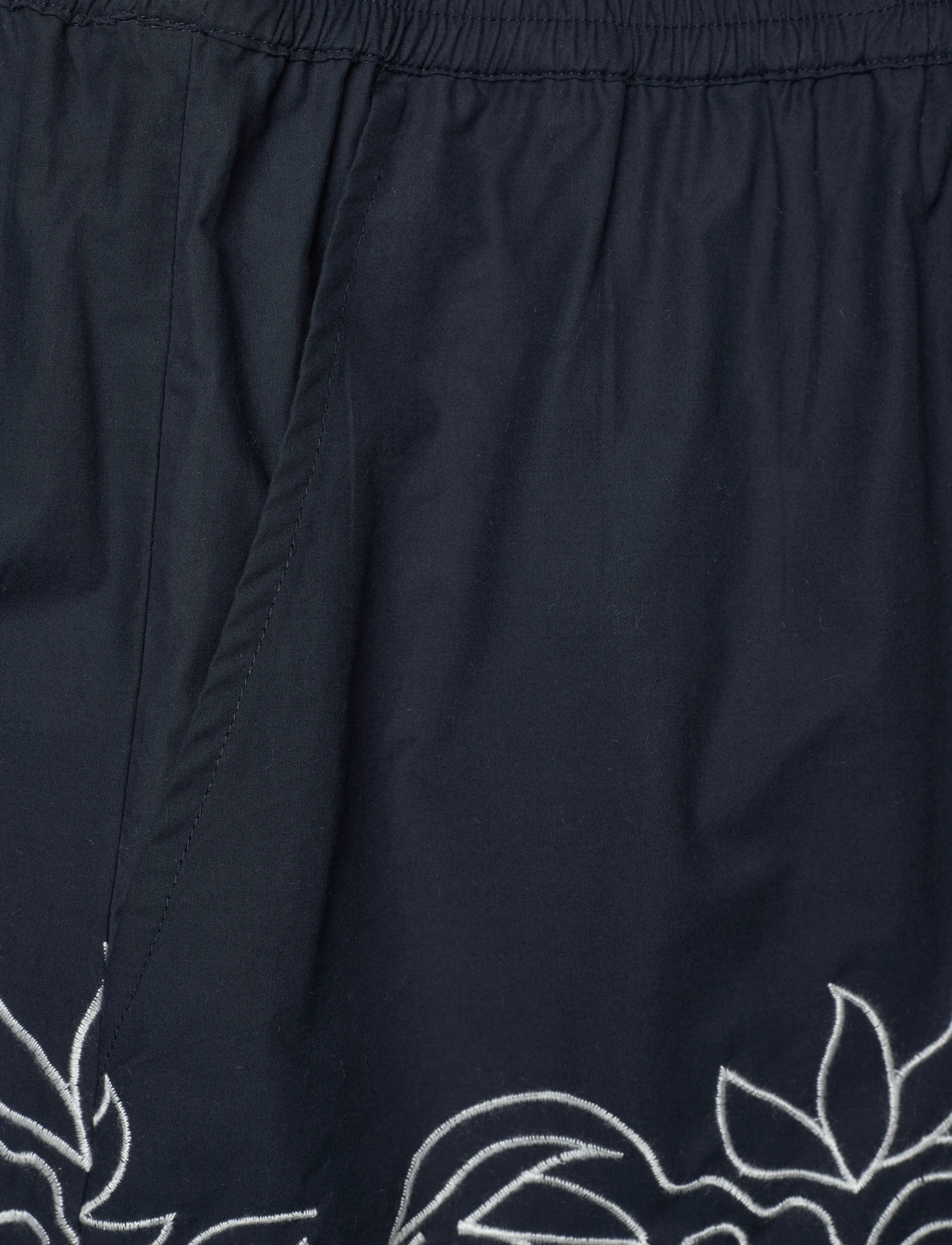 French Connection - ALISSA COTTON SHORTS - casual shorts - navy/white - 5