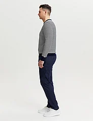FRENN - Daniel Organic Cotton Pullover - knitted round necks - blue white - 6