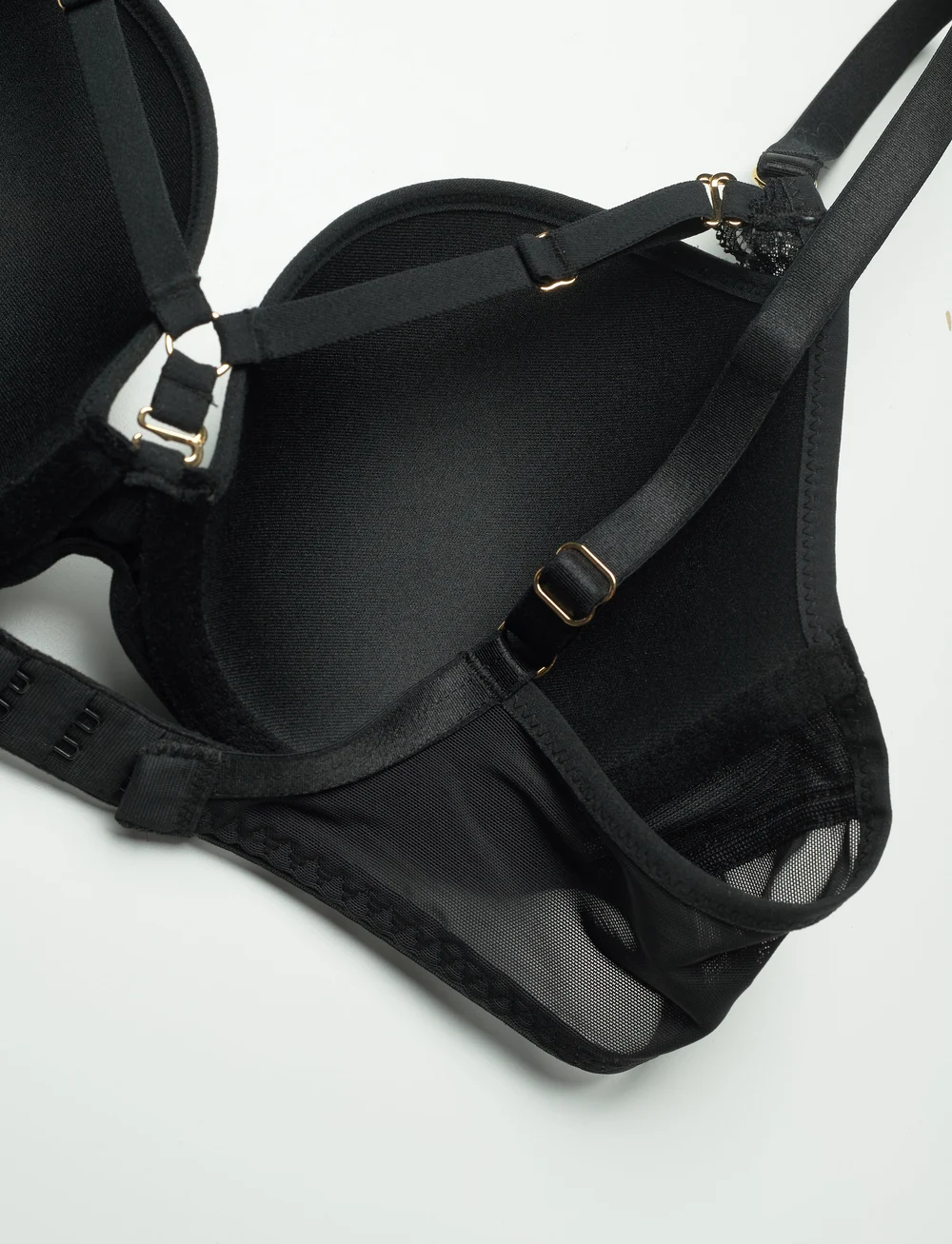 Freya - TEMPTRESS UW MOULDED PLUNGE T-SHIRT BRA - push up rinnahoidjad - black - 4