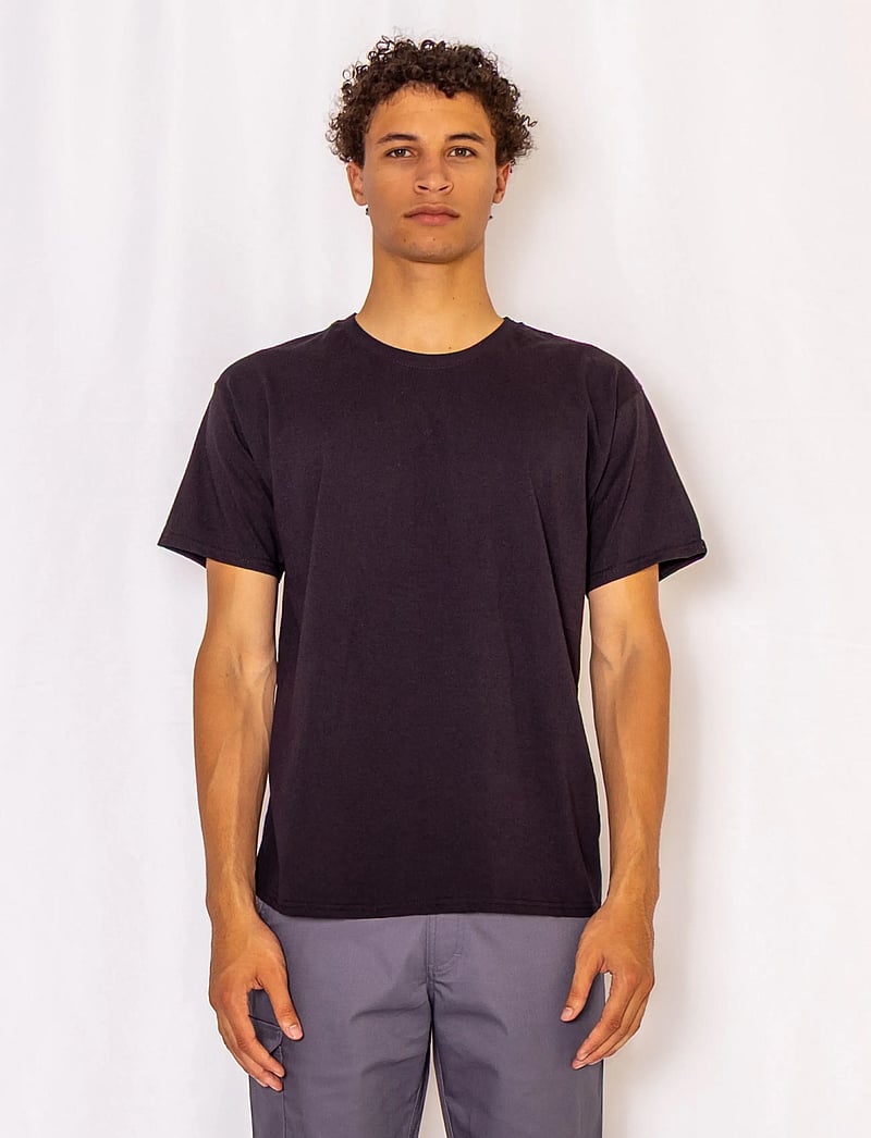 Fruit of the loom - Valueweight T - lühikeste varrukatega t-särgid - black - 3